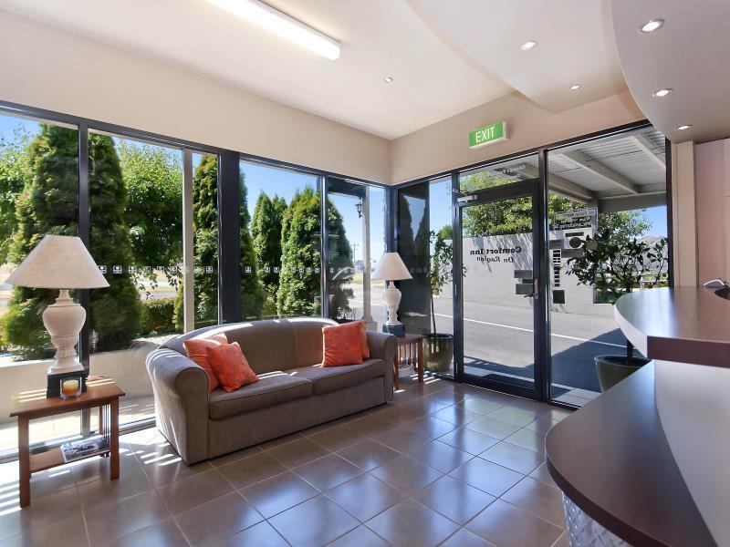 Comfort On Raglan Inn 4*