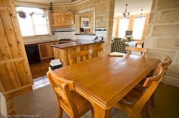 Inn Stonecutters 4*