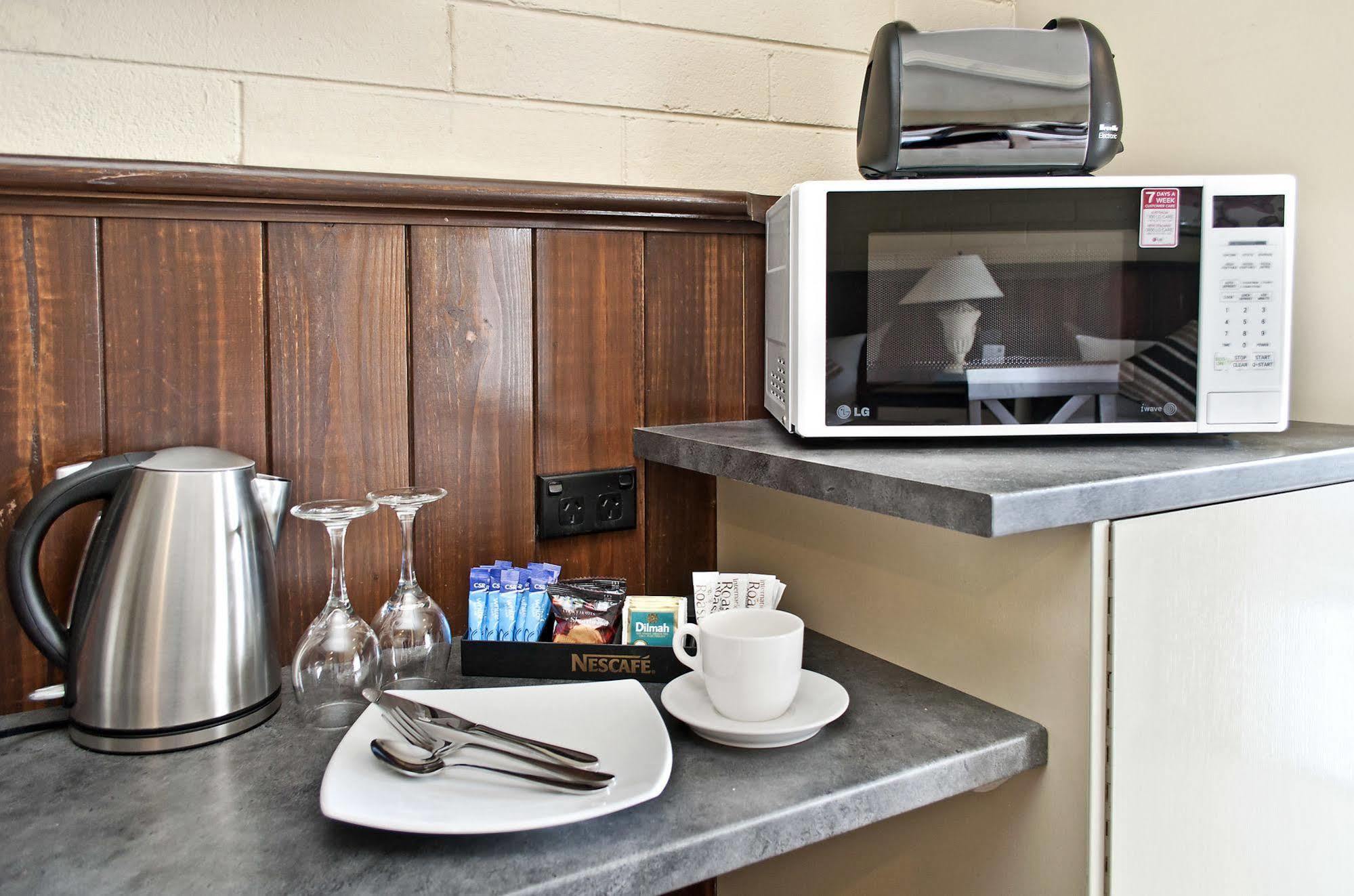 Inn Comfort On Raglan 4*