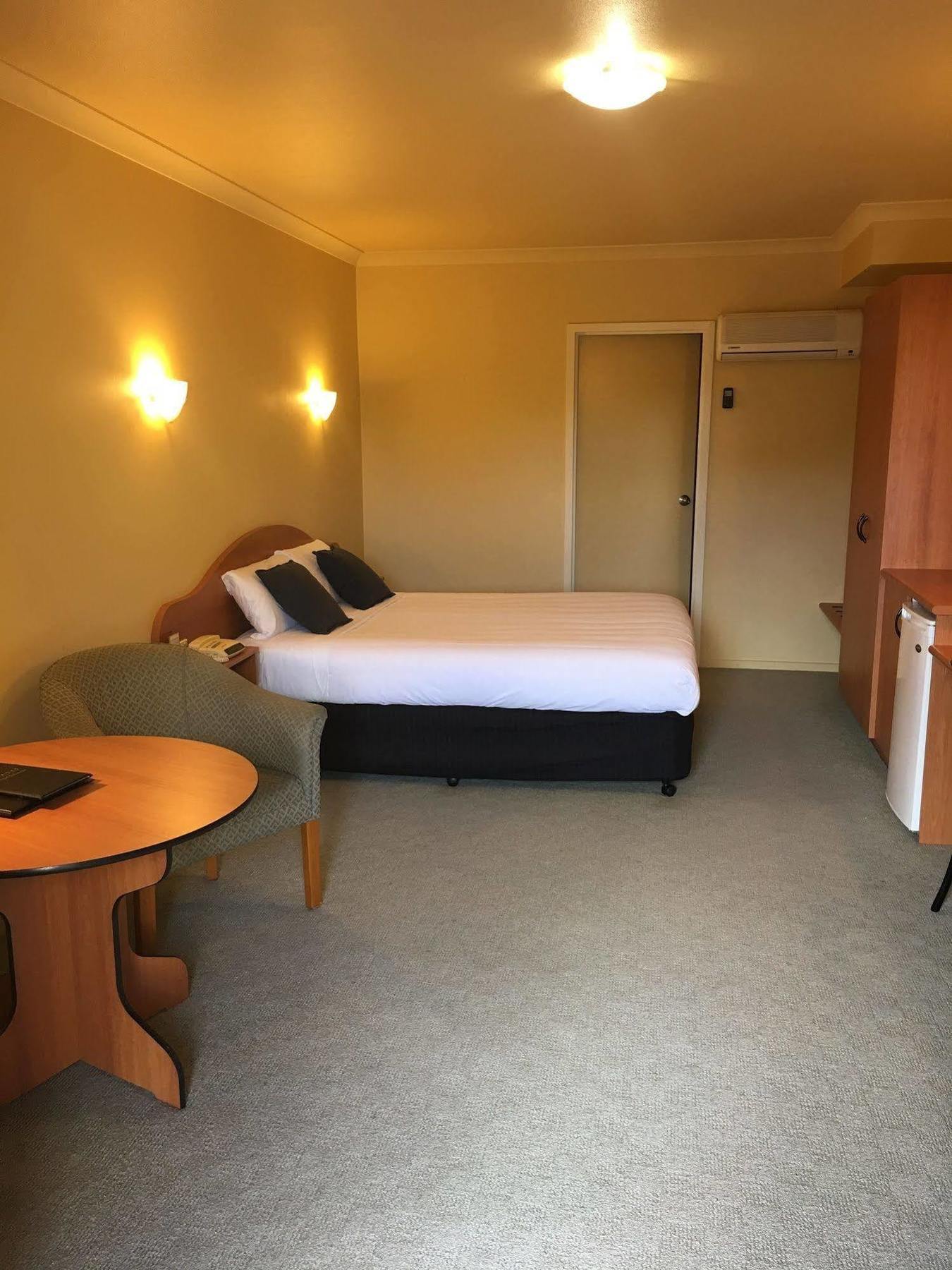 Hopkins House & Warrnambool