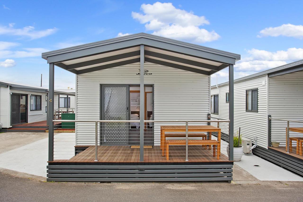 Village 3* Warrnambool