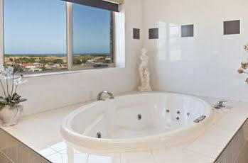 Comfort On Raglan Inn Warrnambool