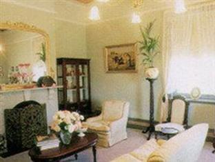 Merton Manor Exclusive Bed & Breakfast
