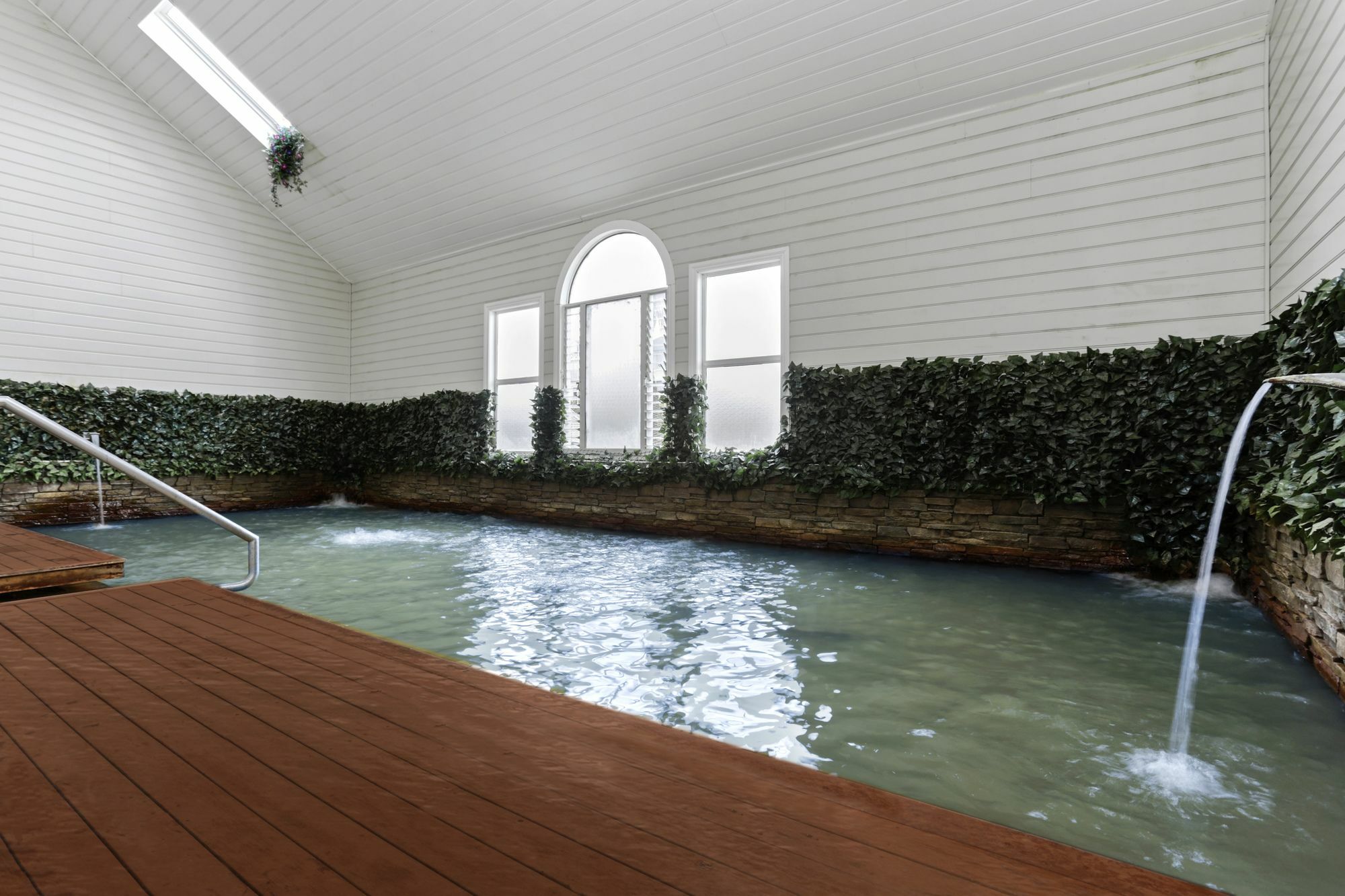 Deep Blue & Hot Springs 4*