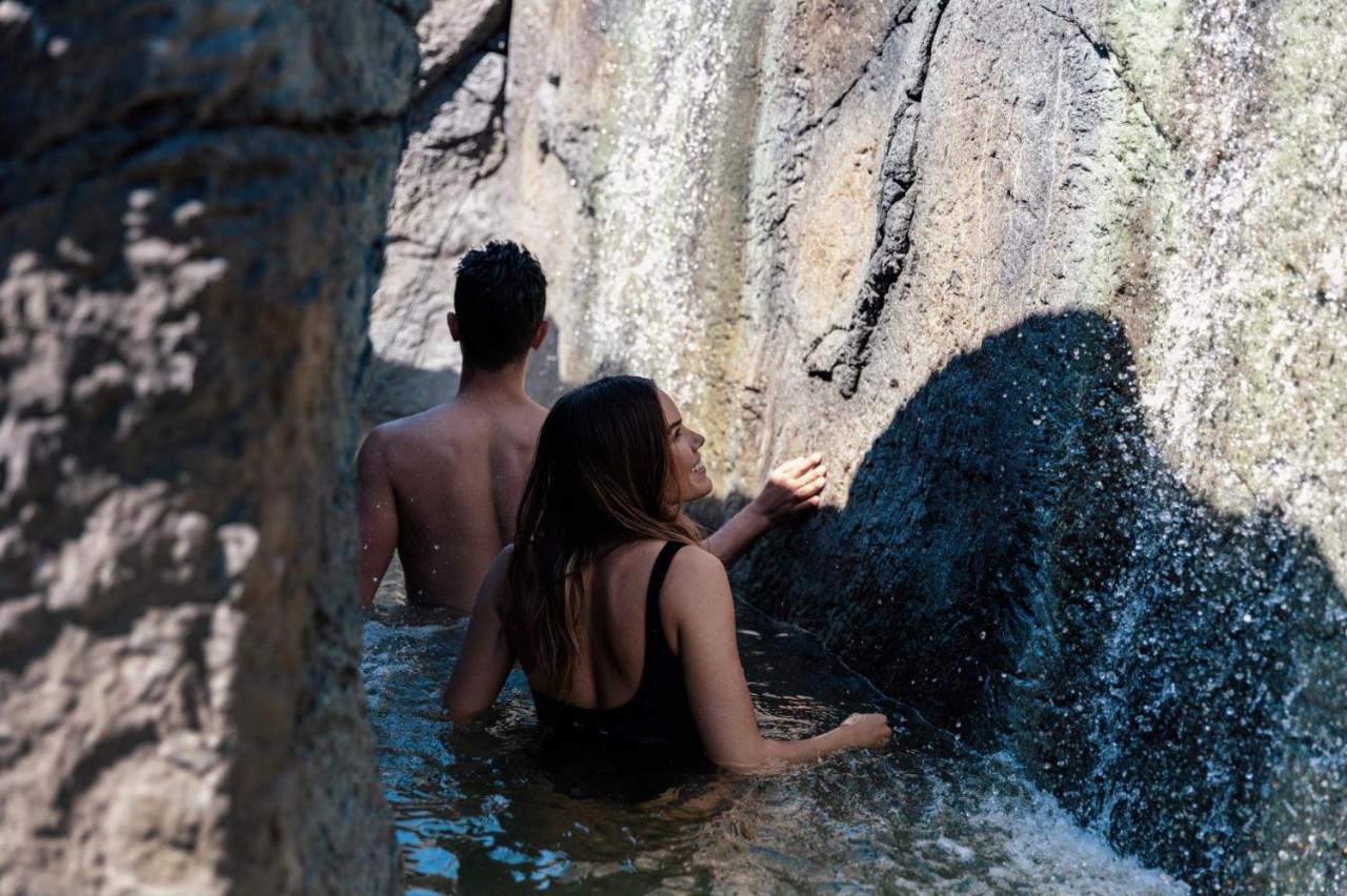 Hotel Deep Blue & Hot Springs 4*